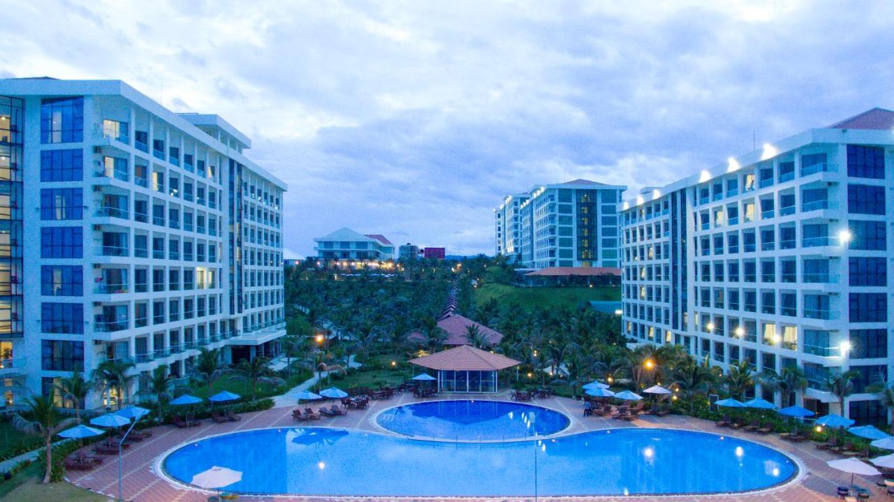 Golden Peak Resort & Spa Mieu Ong Bagian luar foto