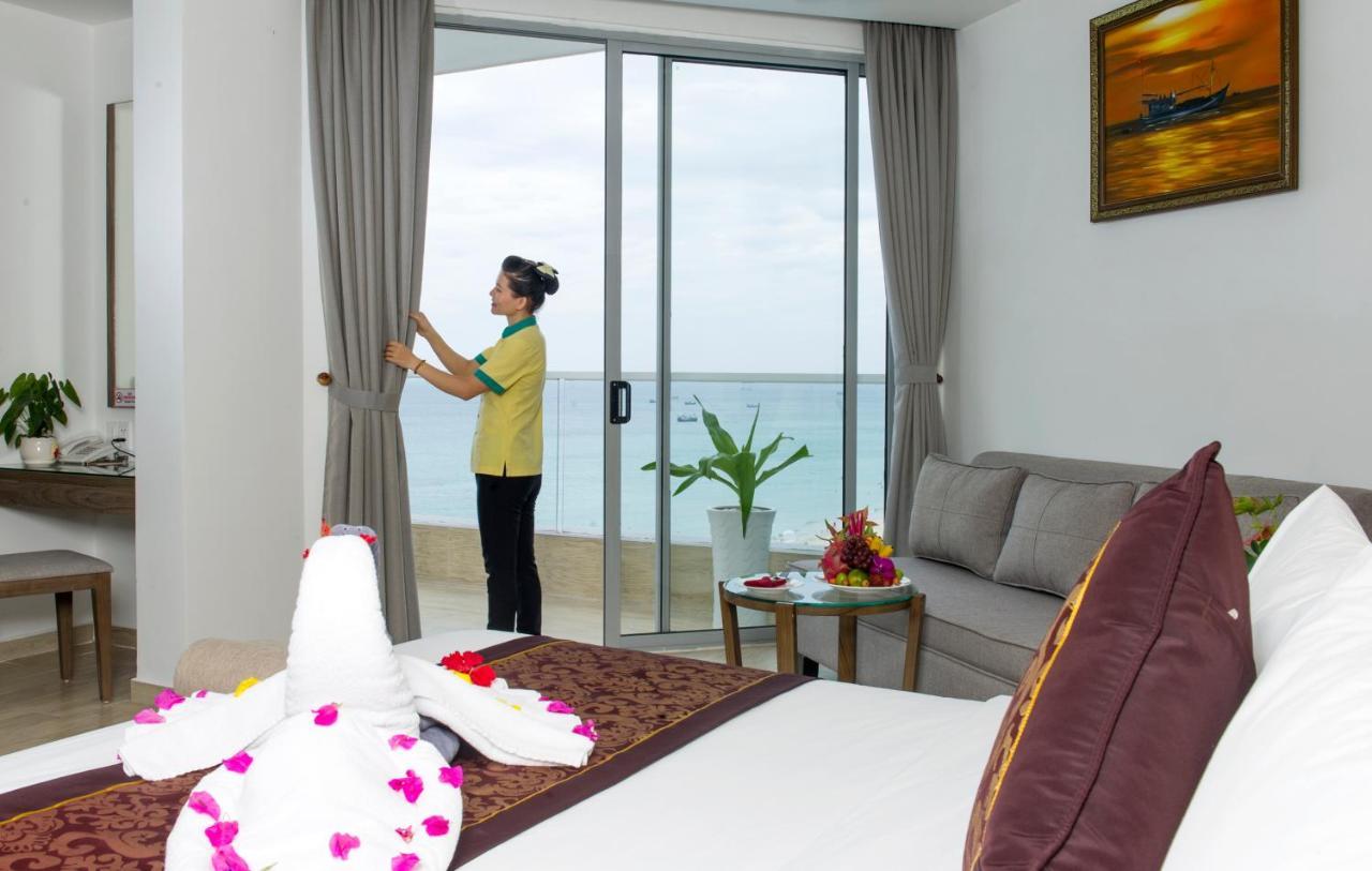 Golden Peak Resort & Spa Mieu Ong Bagian luar foto